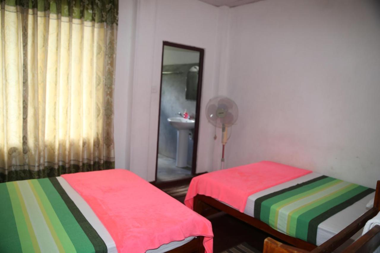 Super Spot Guest House Ella Extérieur photo
